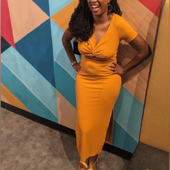 NWOT Lulus Style Twist Orange Twist Front Cutout Midi Dress - Picture 11 of 11